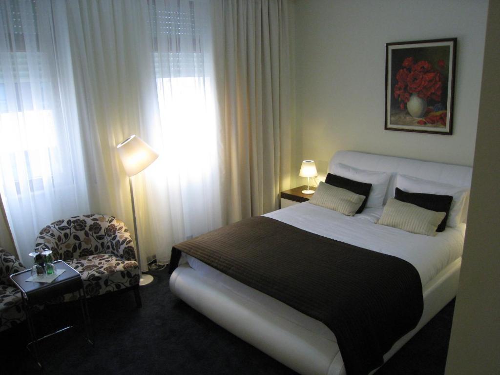 Boutique Hotel Kotoni ติรานา ห้อง รูปภาพ