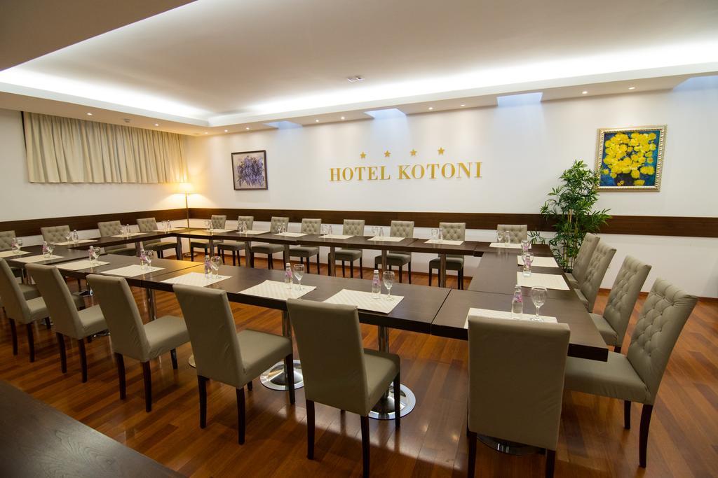 Boutique Hotel Kotoni ติรานา ภายนอก รูปภาพ